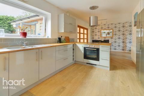 77 Barton Road, Comberton, Cambridge, CB23 7BS