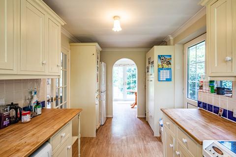 14 Holmlea Road, Goring, Reading, RG8 9EX