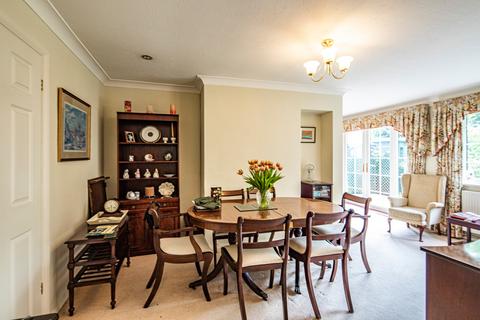 14 Holmlea Road, Goring, Reading, RG8 9EX