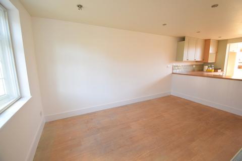 8 Clewer Avenue, Windsor, SL4 3QB
