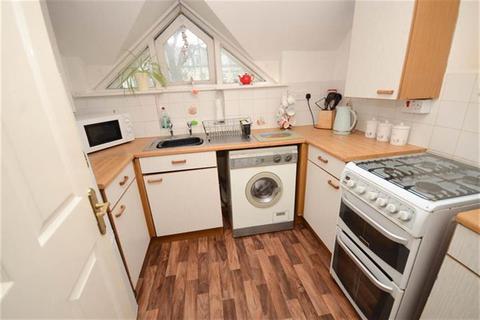 2 bedroom flat for sale, Ingham Grange, South Shields