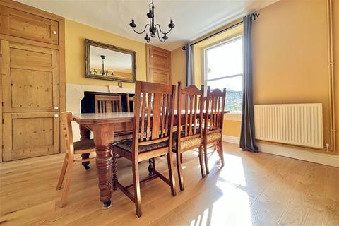 8 Park Lane, Bath, BA1 2XG