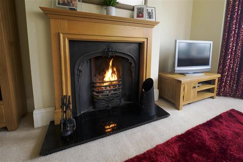18 Eythorne Road, Shepherdswell, Dover, CT15 7PB