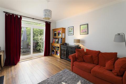 18 Eythorne Road, Shepherdswell, Dover, CT15 7PB