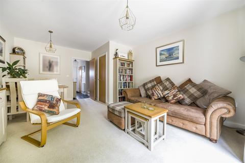 22 Bailey Road, Rowland's Castle, PO9 6BF