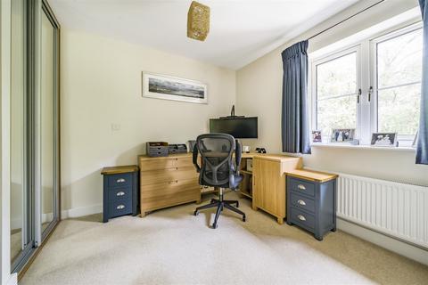 22 Bailey Road, Rowland's Castle, PO9 6BF