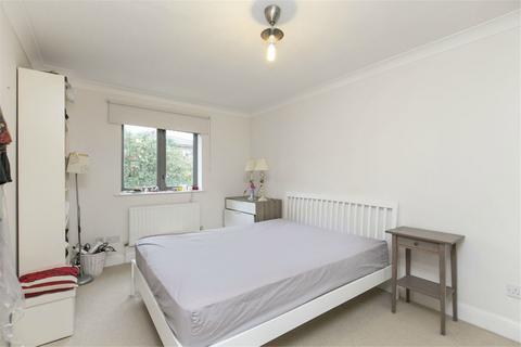 1 bedroom apartment to rent, Compass Point, 5 Grenade Street, London, E14