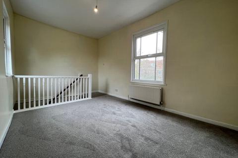 1 bedroom house to rent, London Road, Deal, CT14
