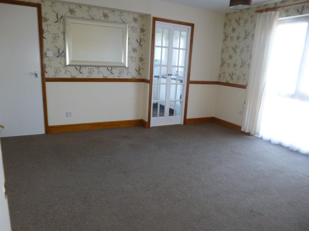 Berners Way, Broxbourne EN10 Studio £845 pcm (£195 pw)