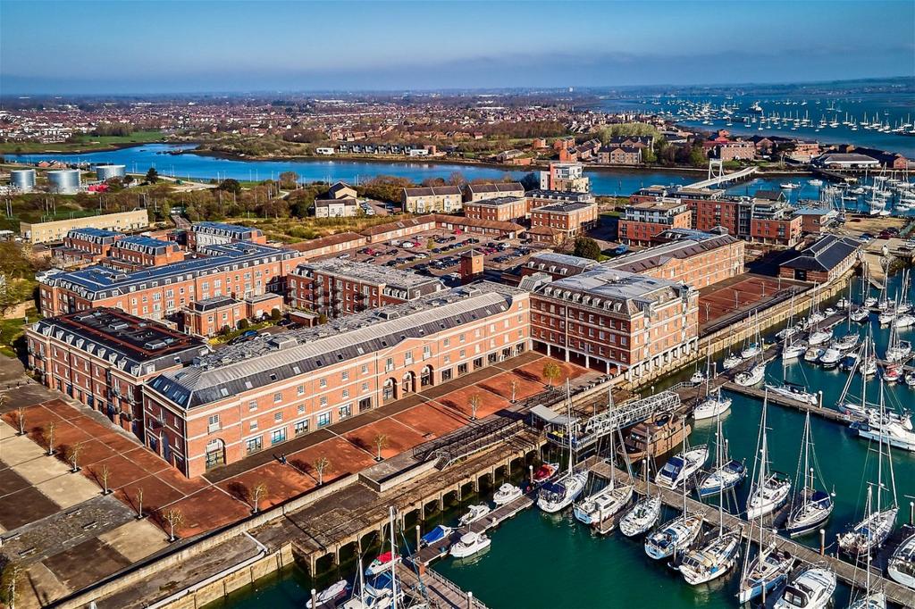 Weevil Lane, Gosport PO12 2 bed apartment - £280,000
