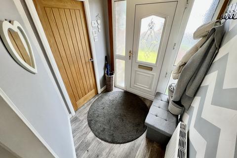 48 Crummock Gardens, Beith, KA15 2HE