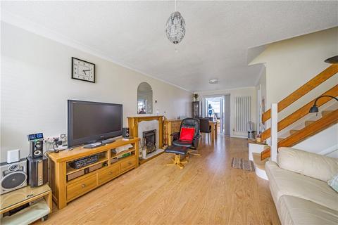 3 bedroom detached house for sale - Gladstone Close, Newport Pagnell, Buckinghamshire, MK16