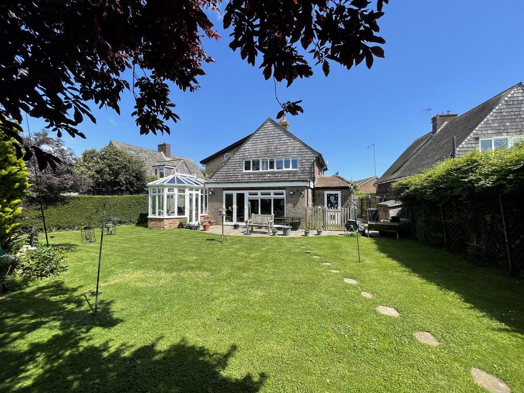 Wallsend Road, Pevensey Bay BN24 4 bed detached house for sale £595,000