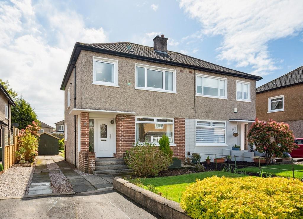 Arisaig Drive, Bearsden, East... 3 bed semidetached house £265,000