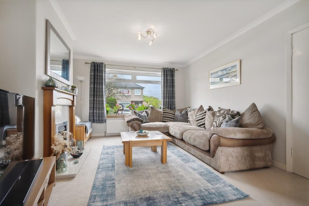 Arisaig Drive, Bearsden, East... 3 bed semidetached house £265,000