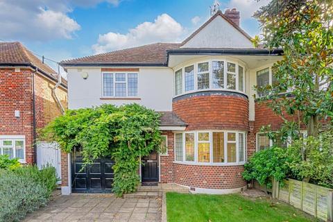 5 Arlington Road, Richmond, TW10 7BZ