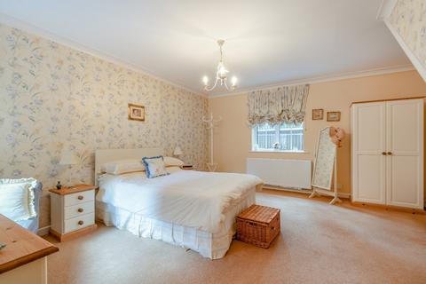 Knights Wood Cottage Prince Albert Drive, Ascot, SL5 8AQ