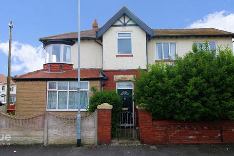 3 bedroom terraced house for sale, Beach Road,  Thornton-Cleveleys, FY5
