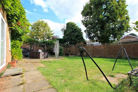 5 Meadow Close, Datchworth, Knebworth, SG3 6TD