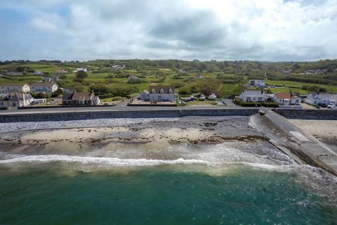 3 bedroom detached house for sale - Route du Grand Port, St Pierre Bois, Guernsey, GY7