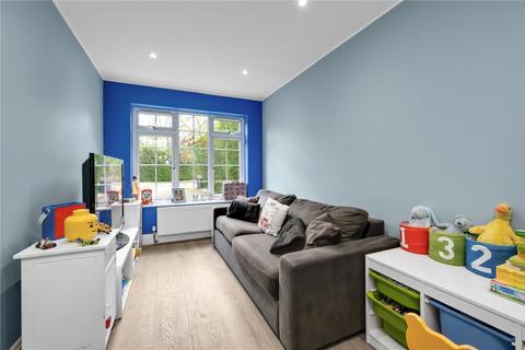 Braemar Heathside, Esher, KT10 9TB