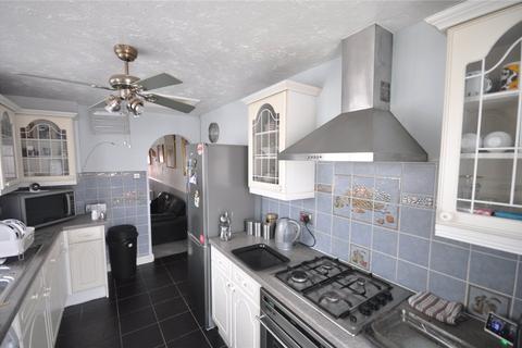 2 bedroom terraced house for sale - Wiltshire Avenue, Swindon, SN2
