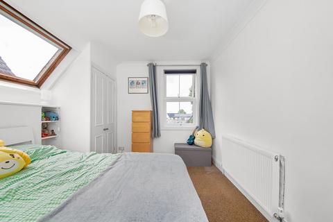 Flat 5, 4 Birdhurst Rise, South Croydon, CR2 7ED