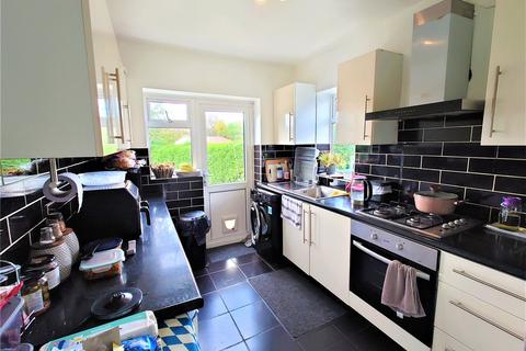 3 bedroom semi-detached house for sale, Bury Avenue, Hayes, Greater London, UB4