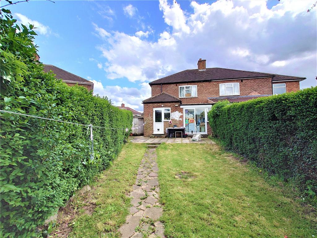 Garden &amp; Rear Aspect