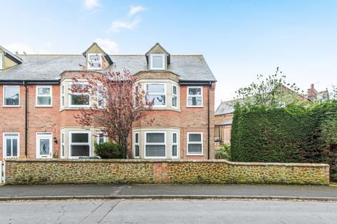 4 bedroom end of terrace house for sale - Hunstanton