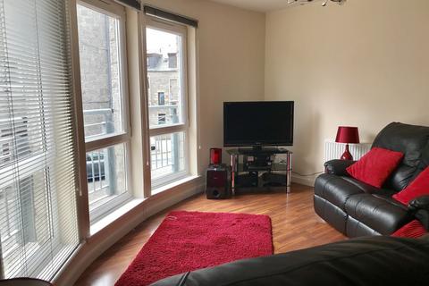 2 bedroom flat to rent, Portland Street, AB11