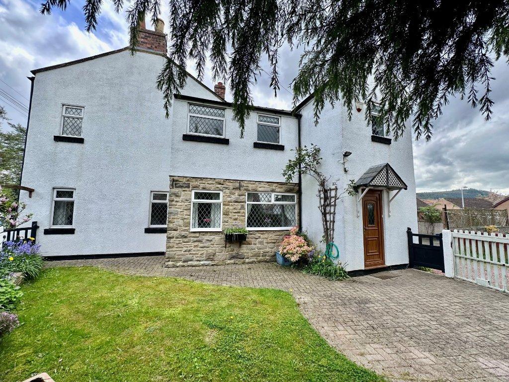 High Street, Swainby, Northallerton, North Yorkshire 3 bed end of