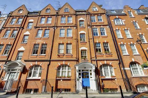 2 bedroom flat for sale, Hanson Street, Fitzrovia, London, W1W
