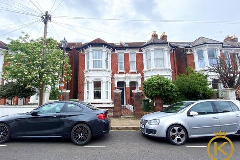 3 bedroom semi-detached house to rent, Lowcay Road, Southsea