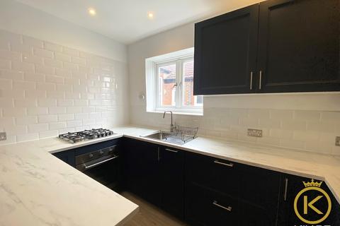 3 bedroom semi-detached house to rent, Lowcay Road, Southsea
