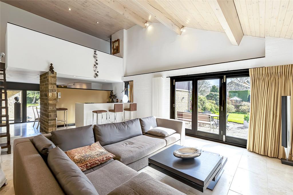 Bleach Mill Lane, Menston, Ilkley, West Yorkshire, LS29 4 bed detached