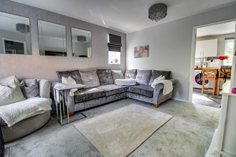 34 Lineacre Close, Grange Park, Swindon, SN5 6DA
