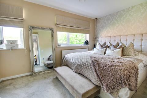 34 Lineacre Close, Grange Park, Swindon, SN5 6DA