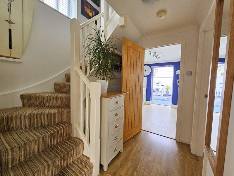 Stanwell Drive, Bideford 3 bed detached house for sale £379,000