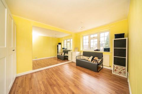 5 Cadia Close, Caddington, Luton, LU1 4BD