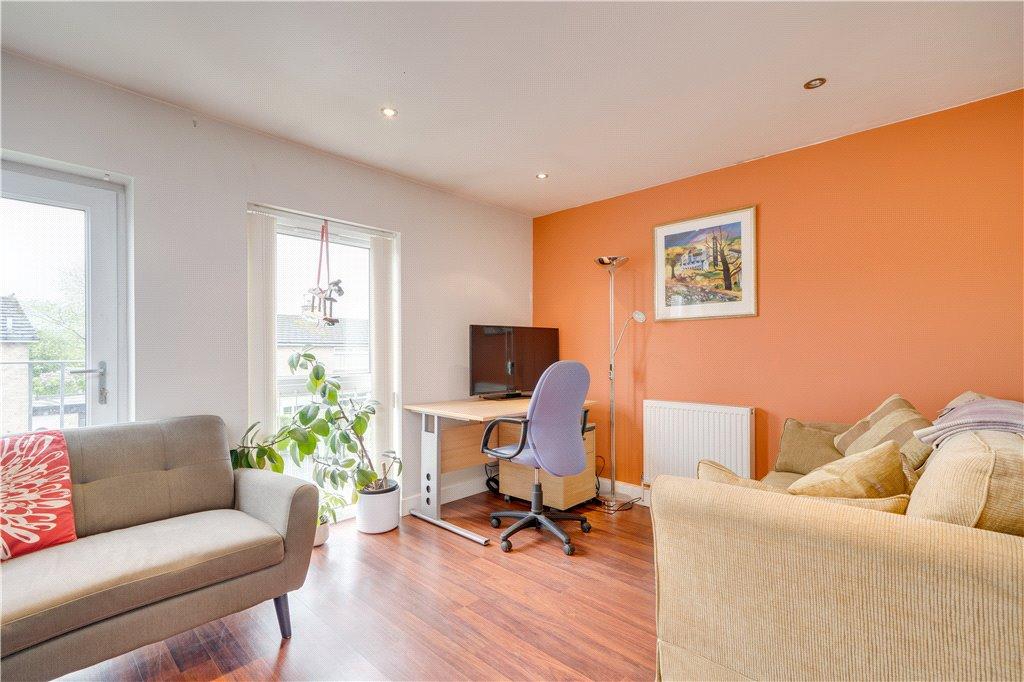 Weston Park View, Otley 2 bed apartment for sale £165,000