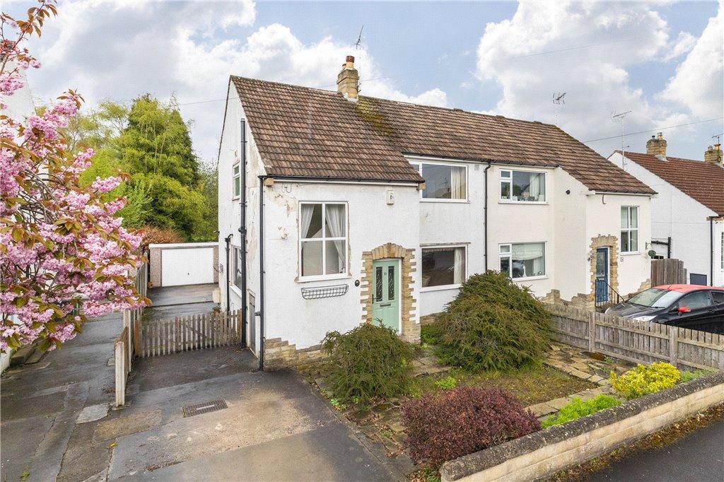 Kingsley Drive, Leeds, West Yorkshire 3 bed semidetached house for