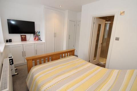 93 Bucklers Way, Carshalton, SM5 2DZ
