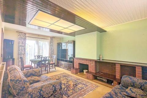 32 Dudley Road, Feltham, TW14 8EH