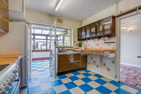 270 Tithepit Shaw Lane, Warlingham, CR6 9AQ