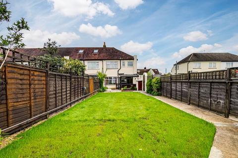 270 Tithepit Shaw Lane, Warlingham, CR6 9AQ
