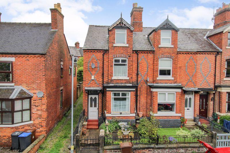 North Street, Leek, ST13 3 bed terraced house for sale £200,000