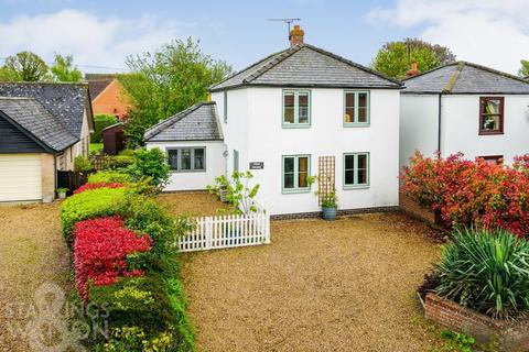 3 bedroom detached house for sale, High Street, Hopton, Diss