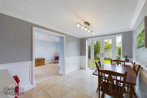 3 bedroom detached house for sale, High Street, Hopton, Diss