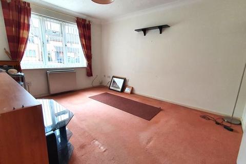 6 Ellison Close, Abbeymead, Gloucester, GL4 5YQ